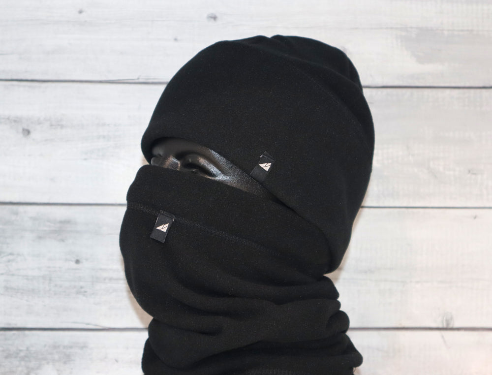 Adult Fleece Cap and Gaiter Set in Black