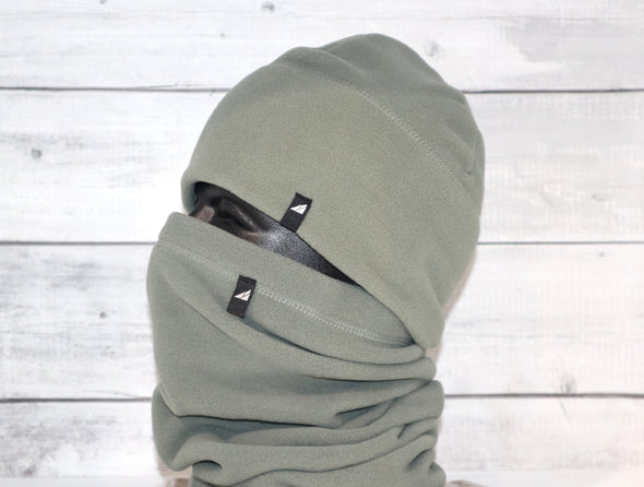 Adult Fleece Cap and Gaiter Set in Green