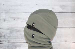 Child Fleece Cap and Gaiter Set in Green